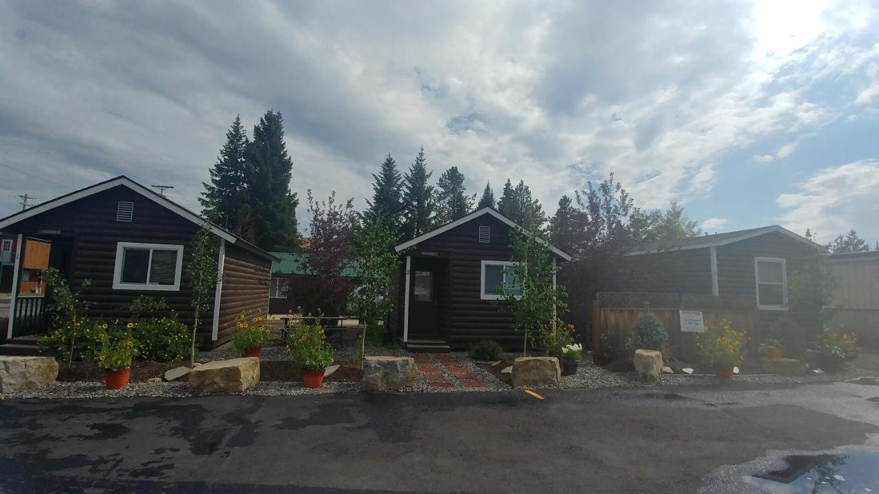 9 Bar W Cabins West Yellowstone Exterior photo